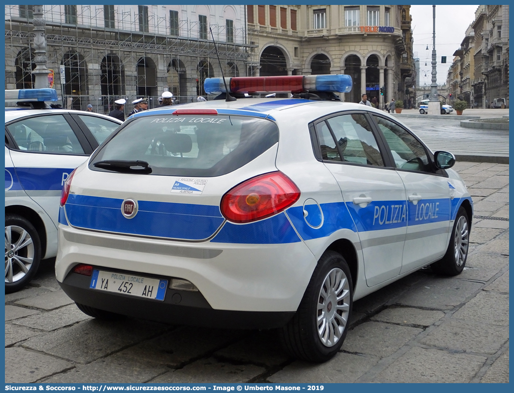 Polizia Locale YA452AH
Polizia Locale
Comune di Albenga
Fiat Nuova Bravo
Allestitore Ciabilli S.r.l.
Parole chiave: Polizia;Locale;Municipale;Albenga;Fiat;Nuova Bravo;Ciabilli;YA452AH;YA 452 AH