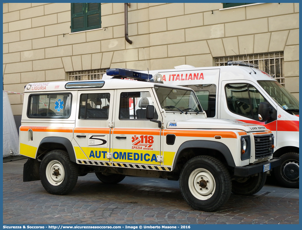 -
118 Spezia Soccorso
Land Rover Defender 110
Allestitore AVS S.a.s. S.a.s.
Parole chiave: 118;Spezia;Soccorso;Automedica;Land Rover;Defender;110;AVS