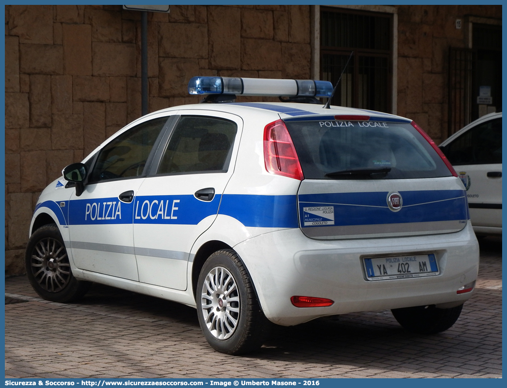 Polizia Locale YA402AM
Polizia Locale
Comune di Cogoleto
Fiat Punto IV serie
Allestitore Ciabilli S.r.l.
Parole chiave: Polizia;Locale;Municipale;Cogoleto;Fiat;Punto;Ciabilli;YA402AM;YA 402 AM