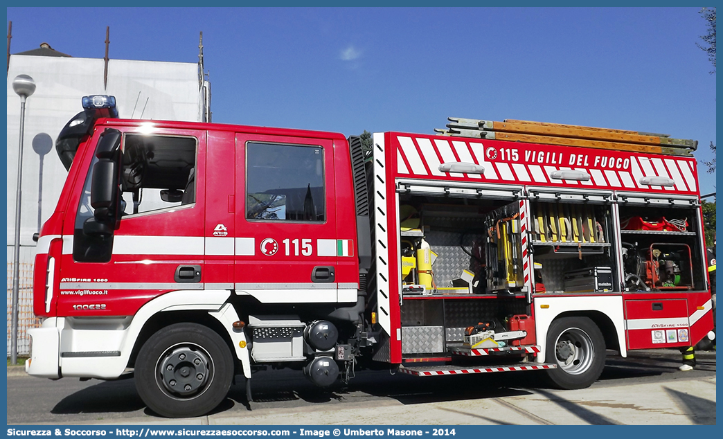 VF 26126
Corpo Nazionale Vigili del Fuoco
Iveco EuroCargo 100E22 III serie
Allestitore Aris S.p.A.
(variante)
Parole chiave: Corpo;Nazionale;Vigili del Fuoco;Vigili;Fuoco;APS;A.P.S.;AutoPompaSerbatoio;AutoPompa;Iveco;EuroCargo;100E22;100 E 22;Aris;Fire;ArisFire