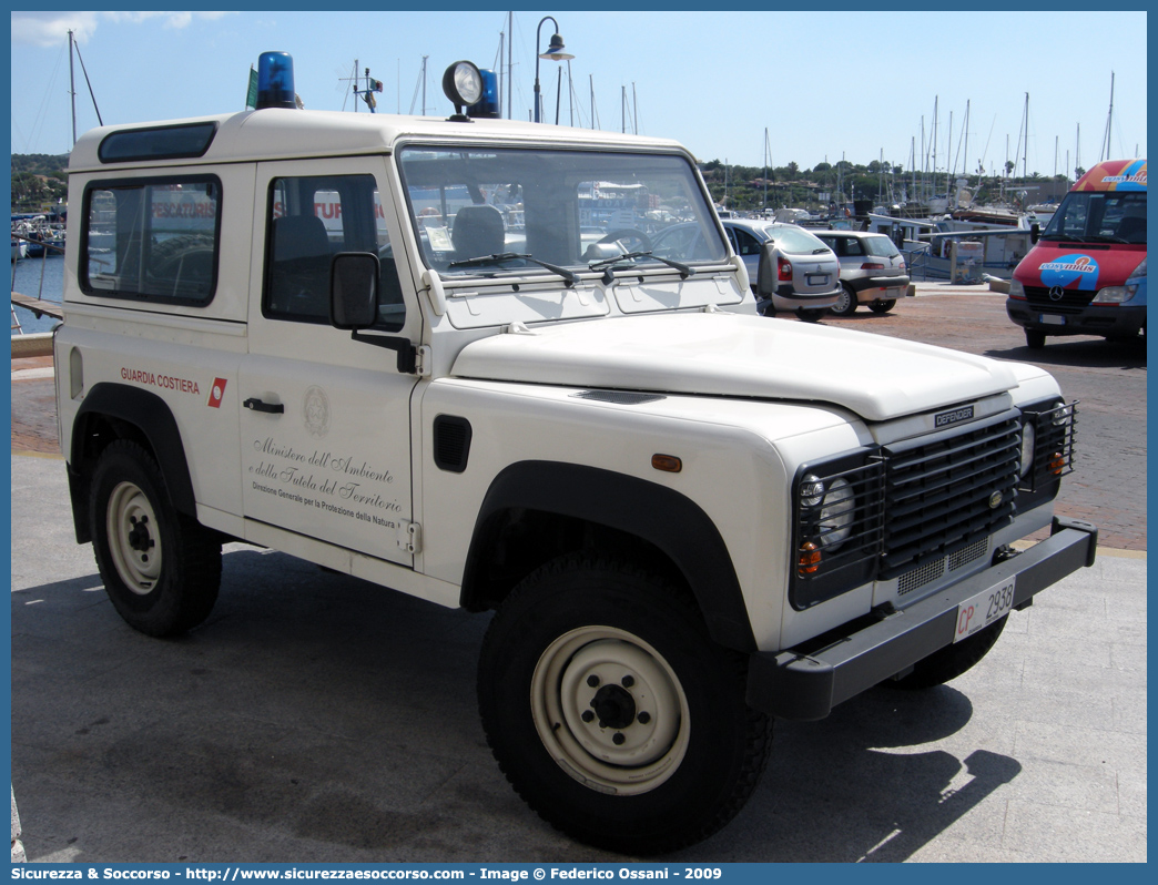 CP 2938
Corpo delle Capitanerie di Porto
Guardia Costiera
Land Rover Defender 90
Parole chiave: CP;GC;C.P.;G.C.;Guardia Costiera;Capitaneria di Porto;Capitanerie di Porto;Land Rover;Defender;90;2938