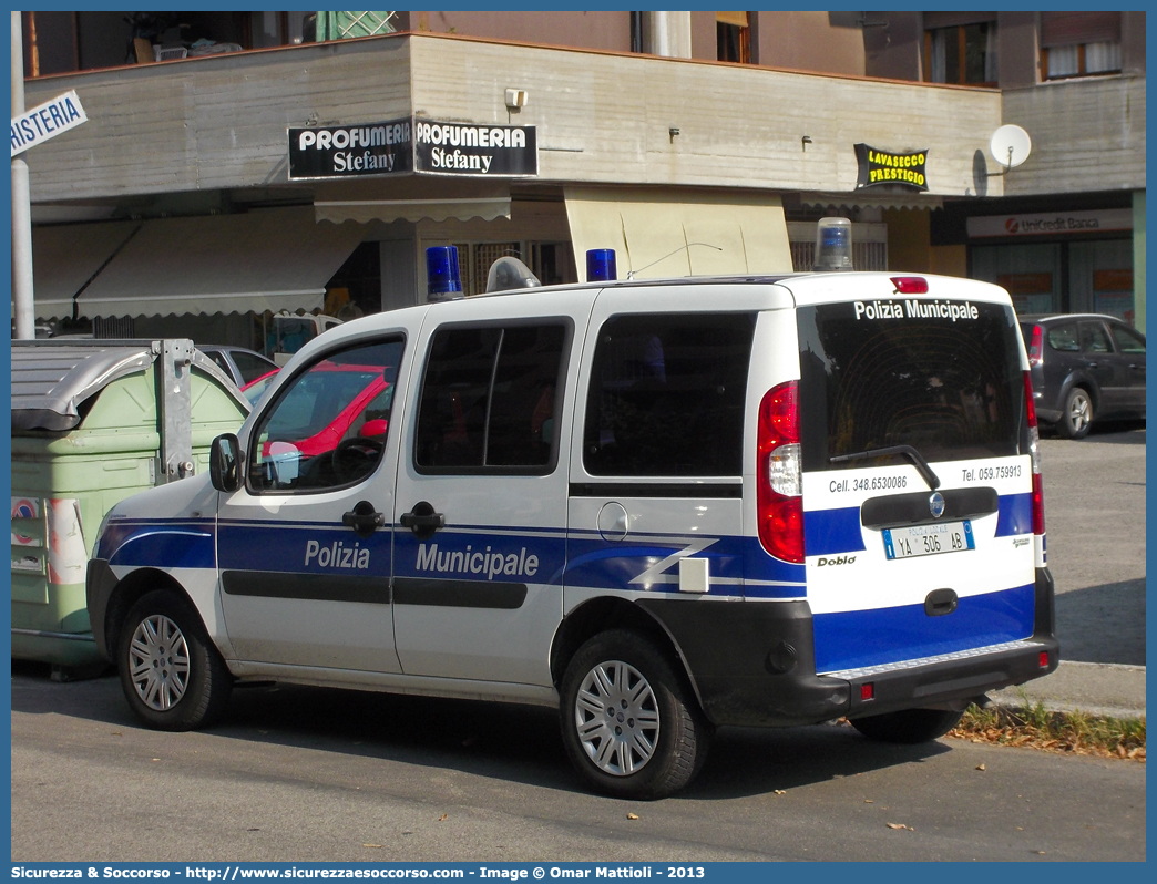 Polizia Locale YA306AB
Polizia Municipale
Unione Terre di Castelli
Fiat Doblò I serie restyling
Allestitore Bertazzoni S.r.l.
Parole chiave: Polizia;Locale;Municipale;Terre di Castelli;Castelnuovo Rangone;Spilamberto;Savignano sul Panaro;Vignola;Castelvetro di Modena;Marano sul Panaro;Guiglia;Zocca;Fiat;Doblò;Doblo;Bertazzoni