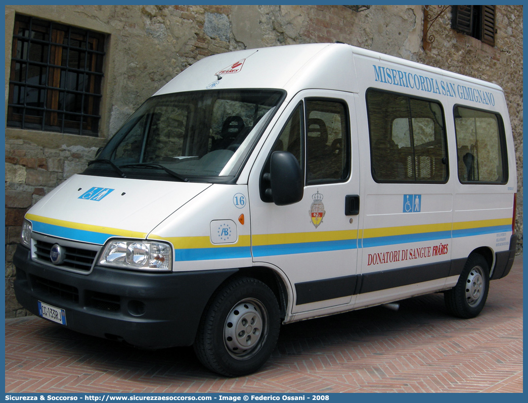 16
Misericordia di San Gimignano
Fiat Ducato II serie restyling
Allestitore Alessi e Becagli
Parole chiave: Misericordie;Misericordia;San Gimignano;Alessi e Becagli;A&B;Fiat;Ducato