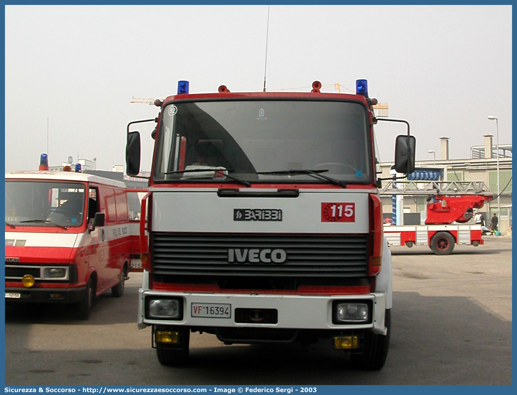 VF 16394
Corpo Nazionale Vigili del Fuoco
Iveco 190-26
Allestitore Baribbi S.p.A.
Parole chiave: Corpo;Nazionale;Vigili del Fuoco;Vigili;Fuoco;ABP;A.B.P.;AutoBottePompa;AutoBotte;Fiat;Iveco;190-26;190 - 26;Baribbi