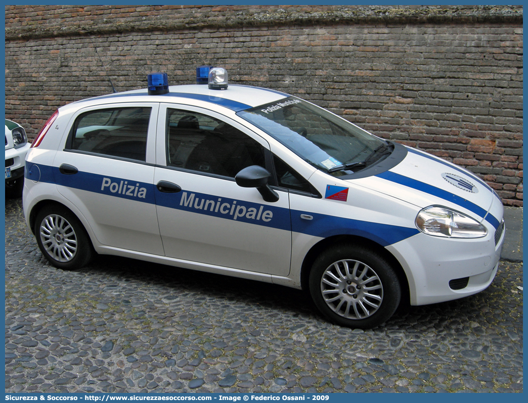 Polizia Locale YA163AB
Polizia Municipale
Corpo Unico Argenta,
Masi Torello, Portomaggiore e Voghiera
Fiat Grande Punto
Allestitore Focaccia Group S.r.l.
Parole chiave: Polizia;Locale;Municipale;Argenta;Masi Torello;Portomaggiore;Voghiera;Fiat;Grande Punto;Focaccia;YA163AB;YA 163 AB