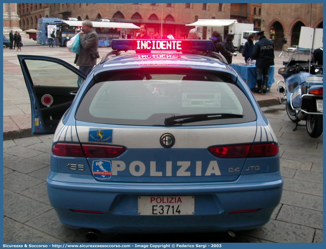 Polizia E3714
Polizia di Stato
Polizia Stradale
Autostrade per l'Italia S.p.A.
Alfa Romeo 156 Sportwagon I serie
Parole chiave: Polizia di Stato;Polizia Stradale;Autostrade per l'Italia S.p.A.;Autostrade S.p.A.;Autostrade;Italia;Alfa Romeo;156;Sportwagon