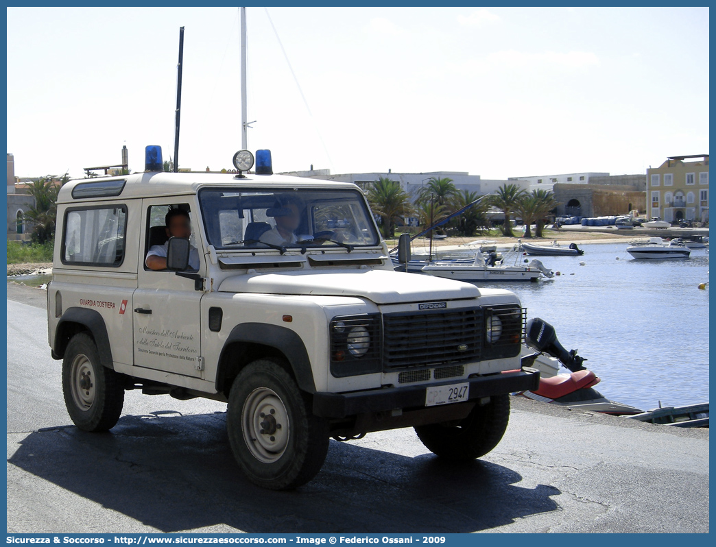 CP 2947
Corpo delle Capitanerie di Porto
Guardia Costiera
Land Rover Defender 90
Parole chiave: CP;GC;C.P.;G.C.;Guardia Costiera;Capitaneria di Porto;Capitanerie di Porto;Land Rover;Defender;90;2947