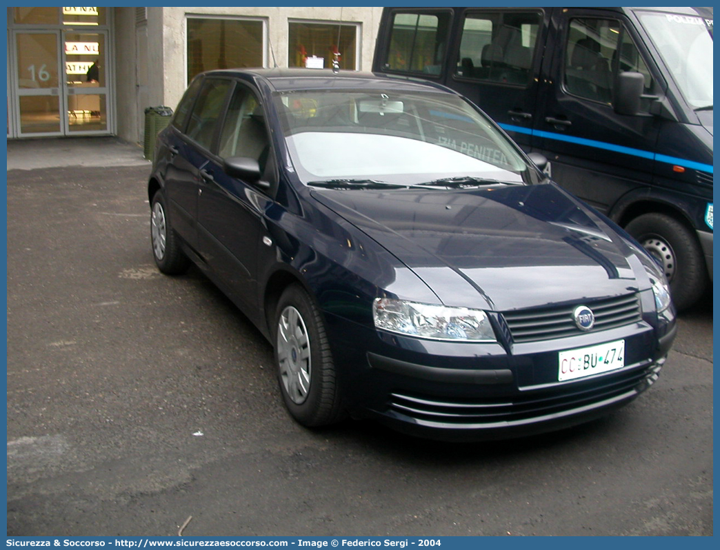 CC BU474
Arma dei Carabinieri
Fiat Stilo I serie
Parole chiave: CC;C.C.;Arma;dei;Carabinieri;Fiat;Stilo