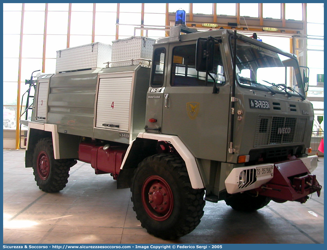 -
Corpo Forestale 
Regione Friuli Venezia Giulia
Iveco 80-17
Parole chiave: Corpo;Forestale;Friuli Venezia Giulia;CFFVG;C.F.F.V.G.;Iveco;80-17;80 17