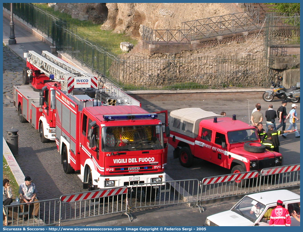 VF 22780
Corpo Nazionale Vigili del Fuoco
Iveco Magirus EuroFire
140E28 4x4 I serie
Parole chiave: VVF;V.V.F.;Corpo;Nazionale;Vigili;del;Fuoco;AutoPompaSerbatoio;APS;A.P.S.;Iveco;Magirus;EuroFire;140E28;4x4