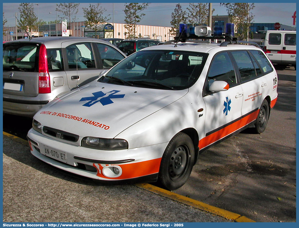 T02
118 Trieste
Fiat Marea Weekend
Parole chiave: 118;Trieste;Automedica;Automedicalizzata;Auto Medica;Auto Medicalizzata;Fiat;Marea;Weekend;Week;End;SW;S.W.;Station;Wagon