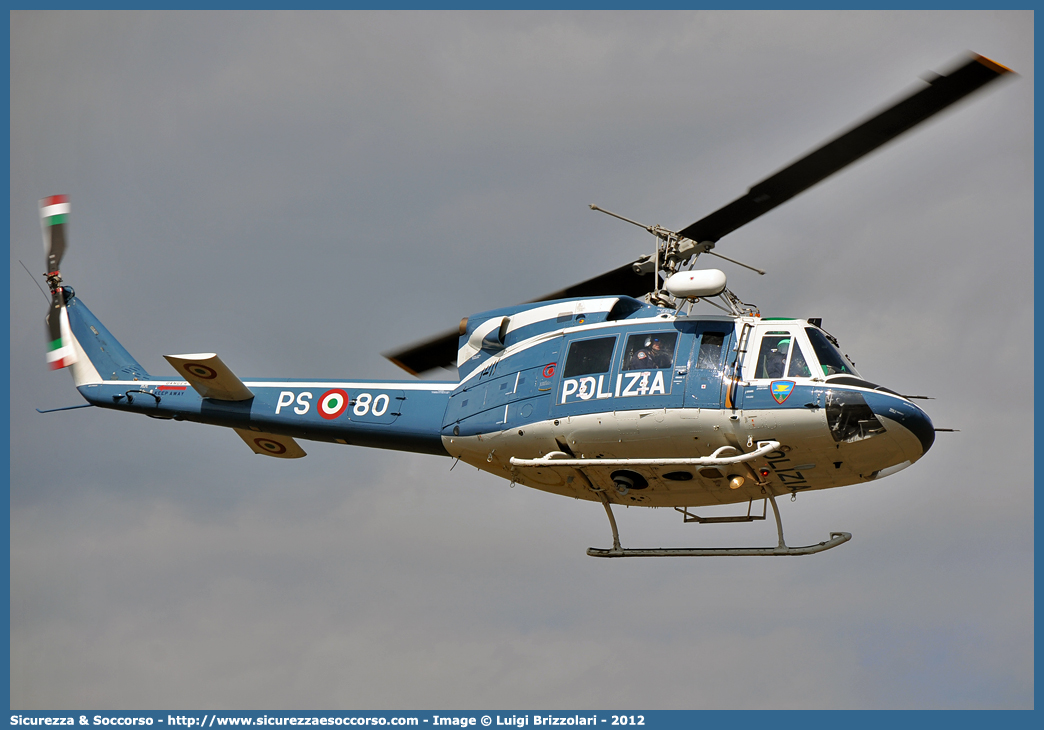 PS 80
Polizia di Stato
Reparto Volo
Agusta Bell AB212
Parole chiave: PS;P.S.;Polizia;di;Stato;Reparto;Volo;Agusta;Bell;AB212;AB 212