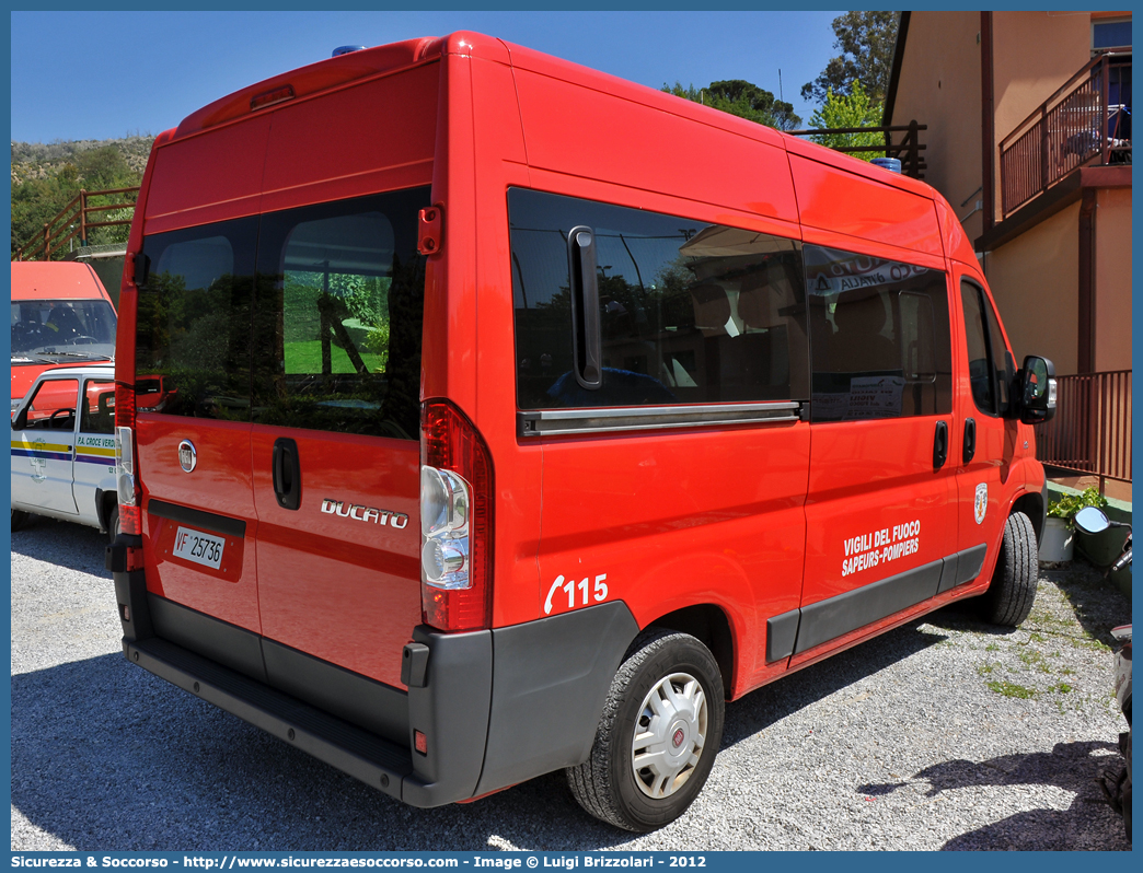 VF 25736
Vigili del Fuoco
Regione Autonoma Valle d'Aosta
Fiat Ducato III serie
Parole chiave: Vigili;Fuoco;Regione;Autonoma;Valle;Aosta;Fiat;Ducato;X250