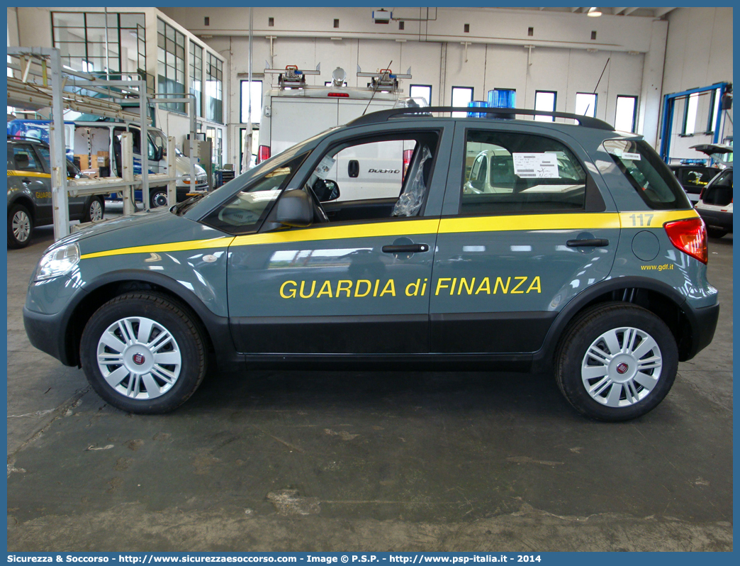 -
Guardia di Finanza
Fiat Sedici I serie
Parole chiave: GdiF;G.D.F.;GDF;Guardia di Finanza;Fiat;Sedici