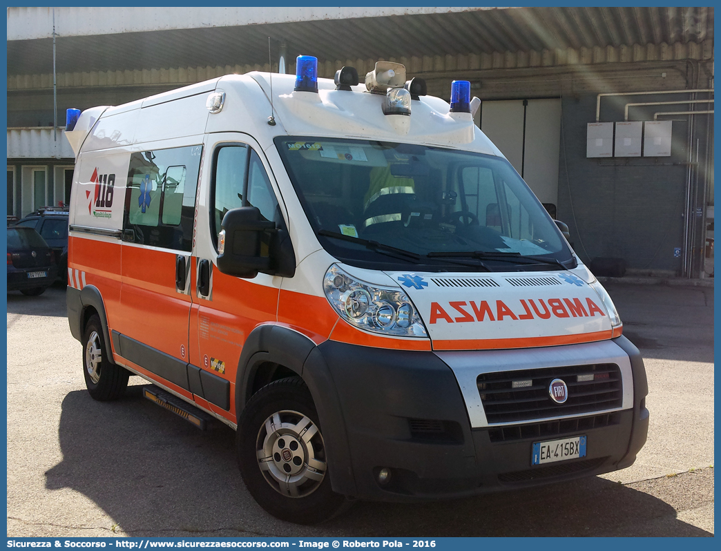 MO 1612
118 Modena Soccorso
Fiat Ducato III serie
Allestitore Aricar S.p.A.
Parole chiave: 118;Modena;Soccorso;Ambulanza;Autoambulanza;Fiat;Ducato;X250;X 250;Aricar