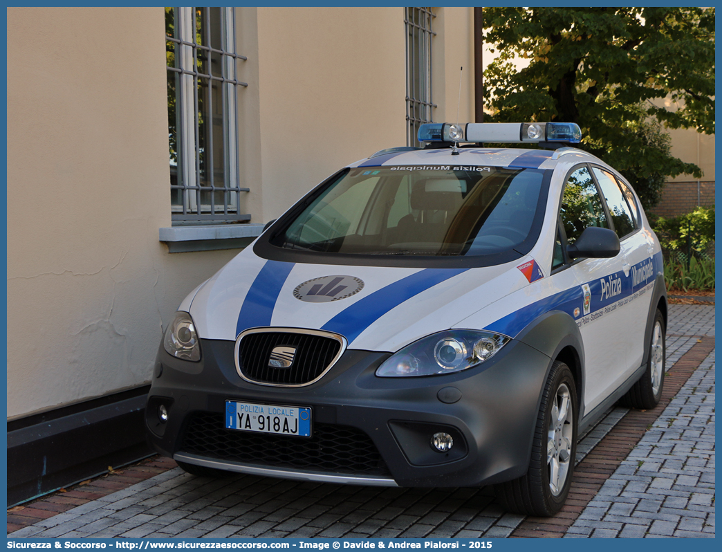 Polizia Locale YA918AJ
Polizia Municipale
Comune di Medicina
Seat Altea Freetrack
Allestitore Focaccia Group S.r.l.
Parole chiave: Polizia;Locale;Municipale;Medicina;Seat;Altea;Freetrack;Focaccia;YA918AJ;YA 918 AJ