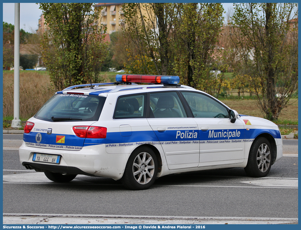 Polizia Locale YA444AH
Polizia Municipale
Comune di Ravenna
Seat Exeo ST
Allestitore Focaccia Group S.r.l.
Parole chiave: Polizia;Locale;Municipale;Ravenna;Seat;Exeo;ST;SW;S.W.;Station;Wagon;Focaccia;YA444AH;YA 444 AH