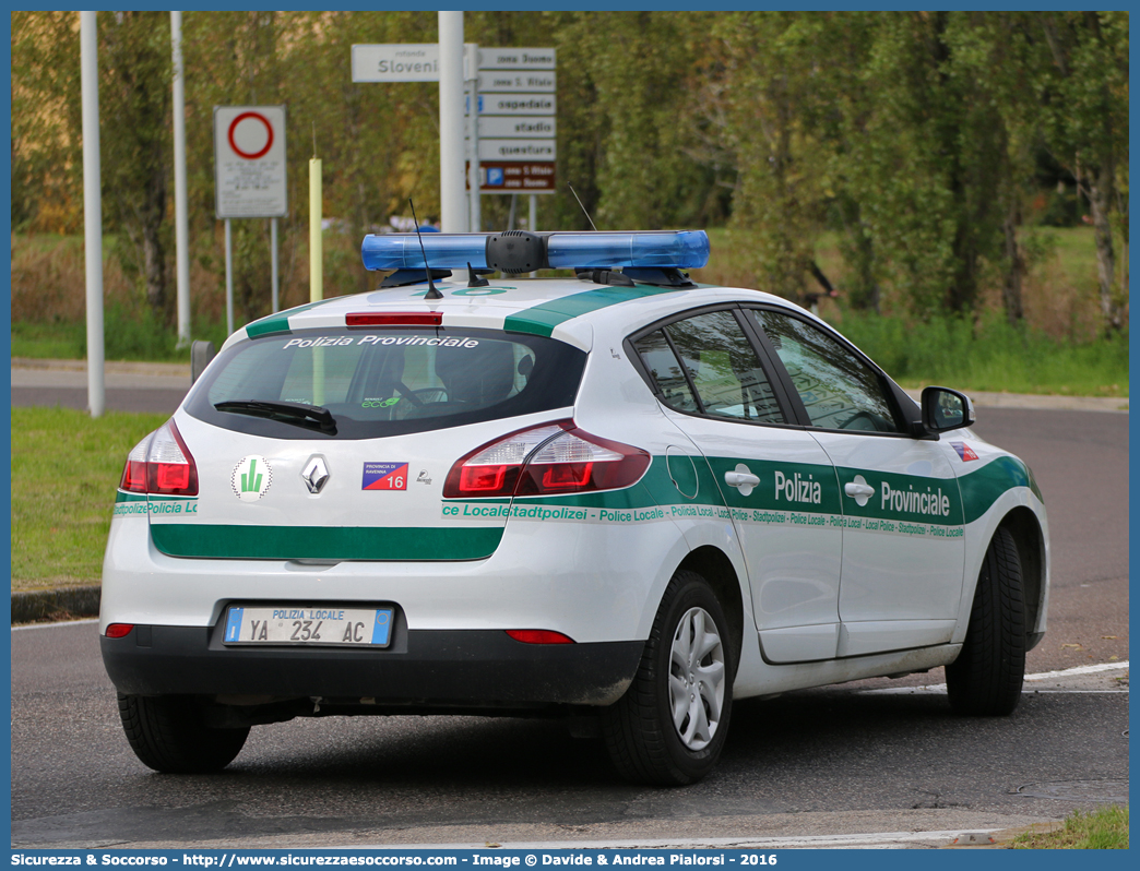 Polizia Locale YA234AC
Polizia Provinciale
Provincia di Ravenna
Renault Megane V serie
Allestitore Focaccia Group S.r.l.
Parole chiave: Polizia;Locale;Provinciale;Ravenna;Renault;Megane;Focaccia;YA234AC;YA 234 AC