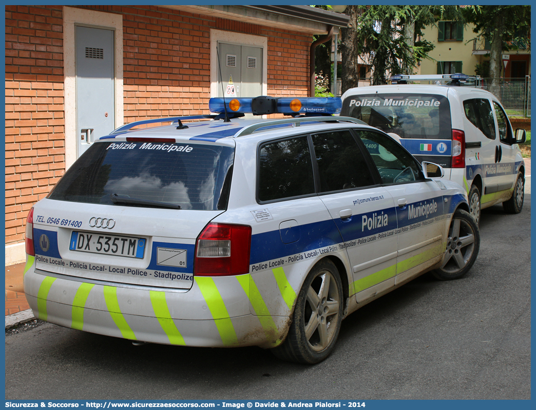 -
Polizia Municipale
Unione Comuni
della Romagna Faentina
Audi A4 Avant II serie
Allestitore Bertazzoni S.r.l.
Parole chiave: Polizia;Locale;Municipale;Unione;Romagna;Faentina;Faenza;Brisighella;Casola Valsenio;Castel Bolognese;Riolo Terme;Solarolo;Audi;A4;Avant;Bertazzoni