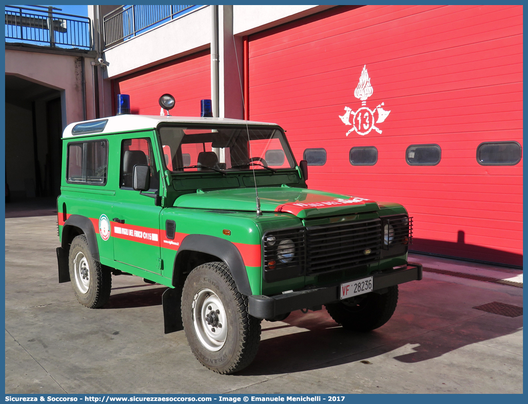 VF 28236
Corpo Nazionale Vigili del Fuoco
Servizio Antincendio Boschivo
Land Rover Defender 90
Parole chiave: VVF;V.V.F.;Corpo;Nazionale;Vigili;del;Fuoco;AIB;A.I.B.;Servizio;Antincendio;Boschivo;Land Rover;Defender;90