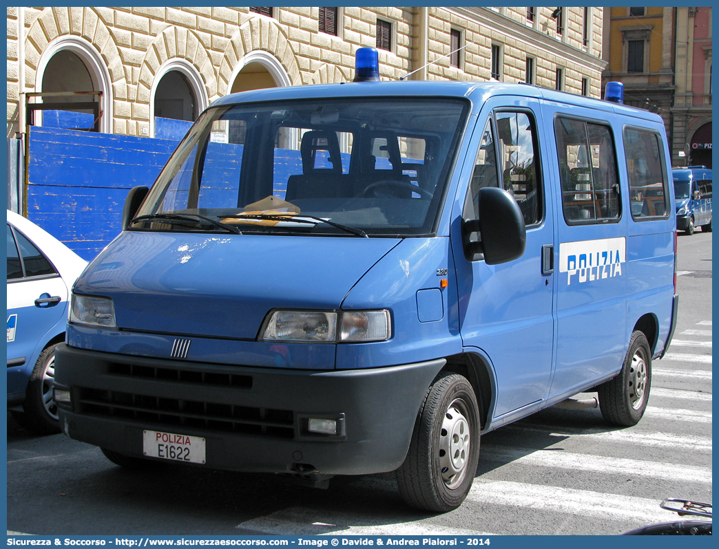 Polizia E1622
Polizia di Stato
Polizia Ferroviaria
Fiat Ducato II serie
Parole chiave: Polizia;Stato;Polizia di Stato;Ferroviaria;Polfer;Fiat;Ducato;E1622