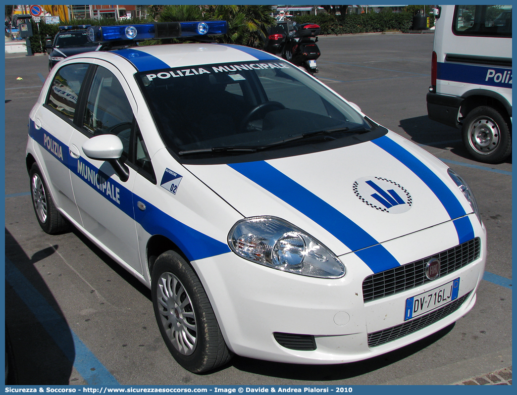 -
Polizia Municipale
Comune di Alfonsine
Fiat Grande Punto
Allestitore Focaccia Group S.r.l.
Parole chiave: Polizia;Locale;Municipale;Alfonsine;Fiat;Grande Punto;Focaccia