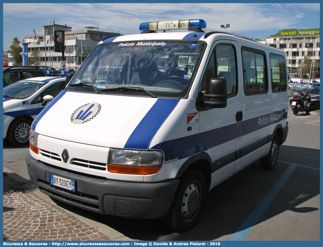 -
Polizia Municipale
Comune di Bologna
Renault Master II serie
Allestitore Bertazzoni S.r.l.
Parole chiave: Polizia;Municipale;Locale;Bologna;Renault;Master;Bertazzoni