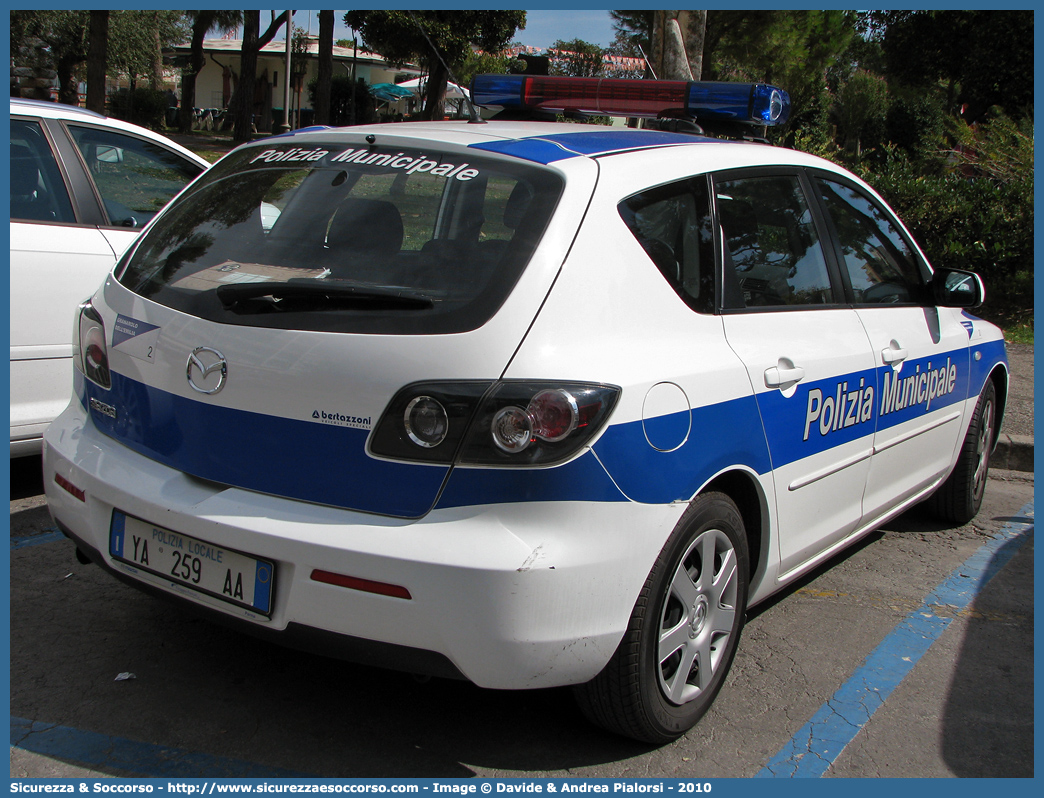 Polizia Locale YA259AA
Polizia Municipale
Comune di Granarolo dell'Emilia
Mazda 3 I serie
Allestitore Bertazzoni S.r.l.
Parole chiave: Polizia;Locale;Municipale;Granarolo dell'Emilia;Granarolo dell Emilia;Mazda;3;Bertazzoni;YA259AA;YA 259 AA