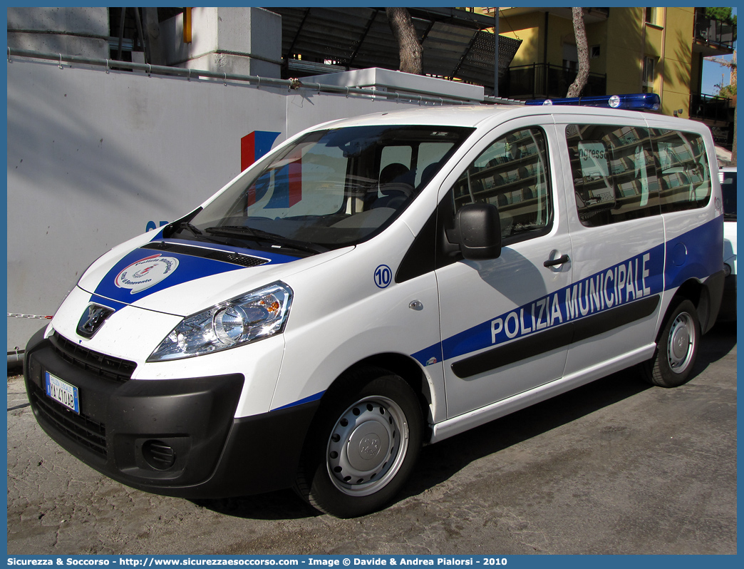 Polizia Locale YA410AB
Polizia Municipale
Comune di Benevento
Peugeot Expert III serie
Parole chiave: Polizia;Locale;Municipale;Benevento;Peugeot;Expert;YA410AB