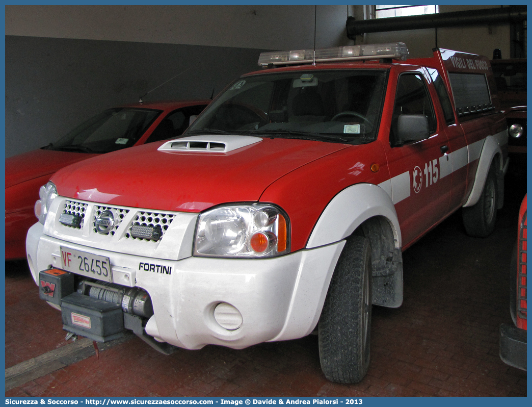 VF 26455
Corpo Nazionale Vigili del Fuoco
Nissan Navara I serie restyling
Allestitore Fortini S.r.l.
Parole chiave: VVF;V.V.F.;Corpo;Nazionale;Vigili;del;Fuoco;Fuoristrada;Pick Up;Pickup;Nissan;Navara