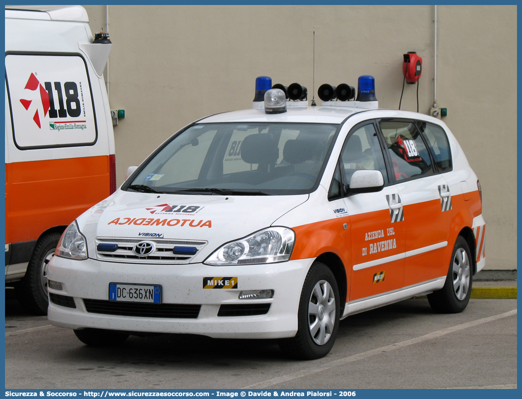 MIKE 03
118 Romagna Soccorso
Ambito Territoriale di Ravenna
Toyota Avensis Verso I serie restyling
Allestitore Vision S.r.l.
Parole chiave: Toyota;Avensis;Verso;118;Romagna;Ravenna;Soccorso;Automedica;Auto Medica;Automedicalizzata;Auto Medicalizzata;Vision