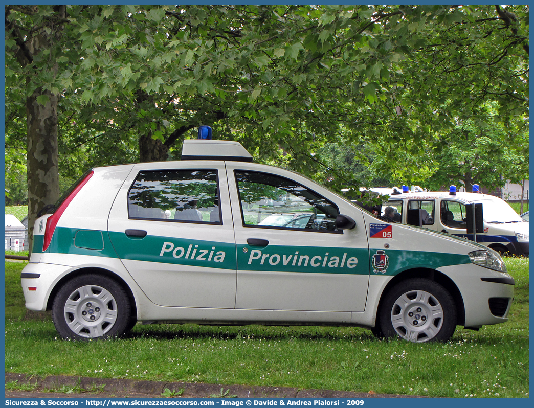 -
Polizia Provinciale
Provincia di Forlì - Cesena
Fiat Punto III serie
(variante)
Parole chiave: Polizia;Locale;Provinciale;Forlì;Cesena;Fiat;Punto