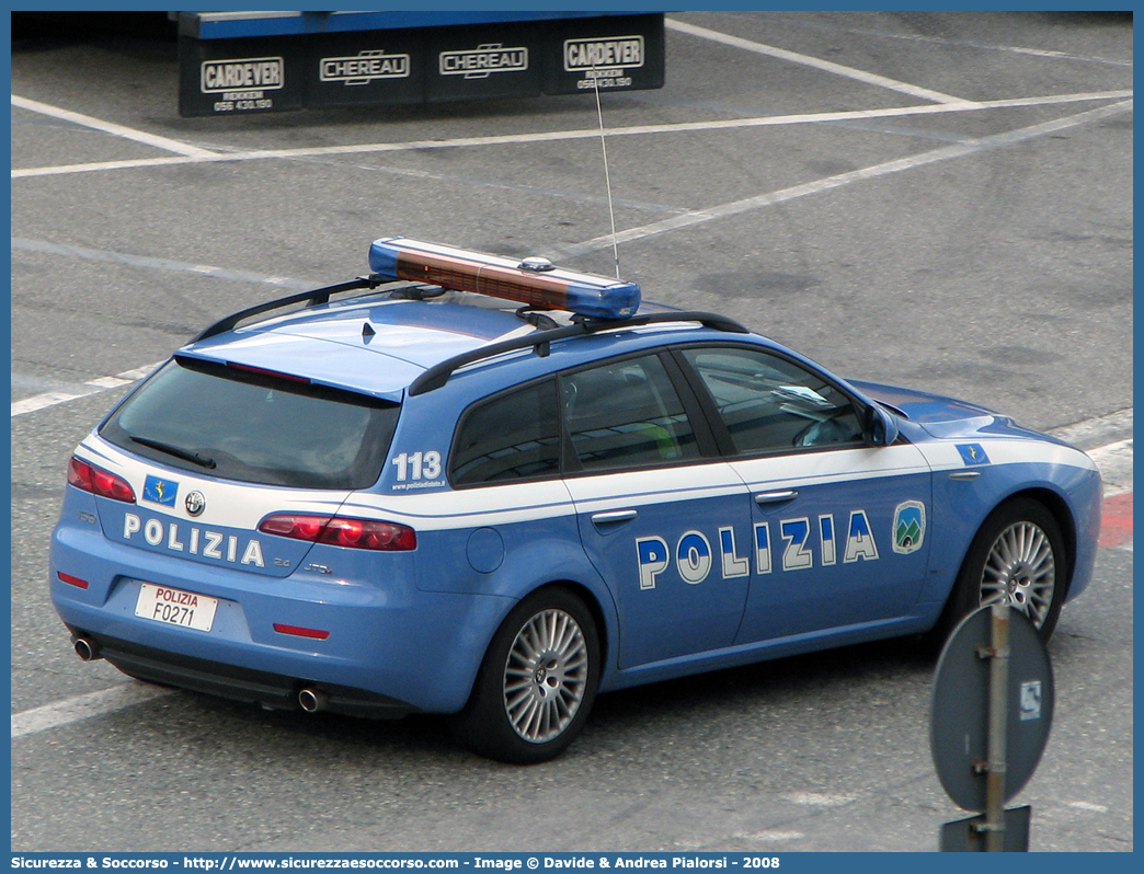 Polizia F0271
Polizia di Stato
Polizia Stradale
Raccordo Autostradale Valle d'Aosta S.p.A.
Alfa Romeo 159 Sportwagon
Parole chiave: Polizia di Stato;Polizia Stradale;R.A.V.;Raccordo Autostradale Valle d'Aosta;Alfa Romeo;159 Sportwagon