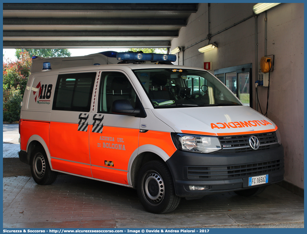 BO 1048
118 Bologna Soccorso
Volkswagen Transporter T6
Allestitore Vision S.r.l.
Parole chiave: 118;Bologna;Soccorso;Automedica;Automedicalizzata;Auto Medica;Auto Medicalizzata;Volkswagen;Transporter;T6;T 6;Vision