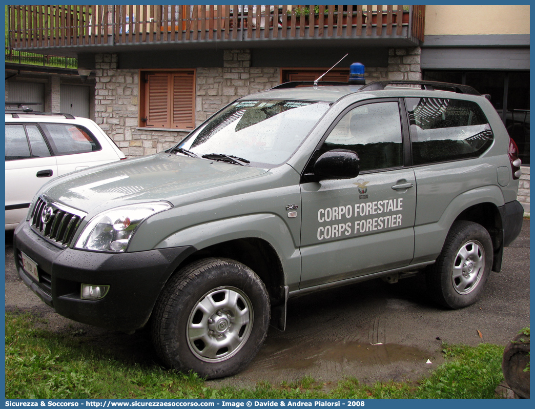 CF 092 AO
Corpo Forestale
Regione Valle d'Aosta
Toyota Land Cruiser VI serie
Parole chiave: Corpo;Forestale;Aosta;CF;C.F.;AO;A.O.;Toyota;Land Cruiser;CF 092 AO;CF092AO