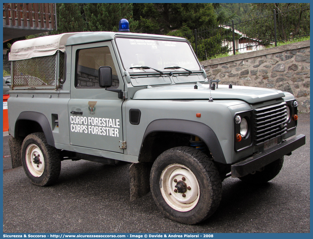 CF 077 AO
Corpo Forestale
Regione Valle d'Aosta
Lando Rover Defender 90
Parole chiave: Corpo;Forestale;Aosta;CF;C.F.;AO;A.O.;Land Rover;Defender;Defender 90;CF 077 AO;CF077AO