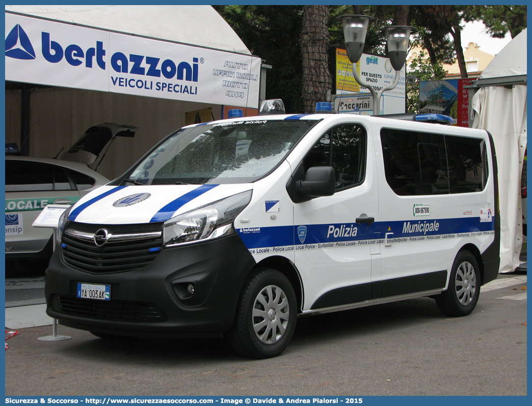 Polizia Locale YA003AK
Polizia Municipale
Unione Comuni Terra di Mezzo
Opel Vivaro II serie
Allestitore Bertazzoni S.r.l.
Parole chiave: Polizia;Locale;Municipale;Terra di Mezzo;Bagnolo in Piano;Cadelbosco di Sopra;Castelnovo di Sotto;Opel;Vivaro;Bertazzoni;YA003AK;YA 003 AK