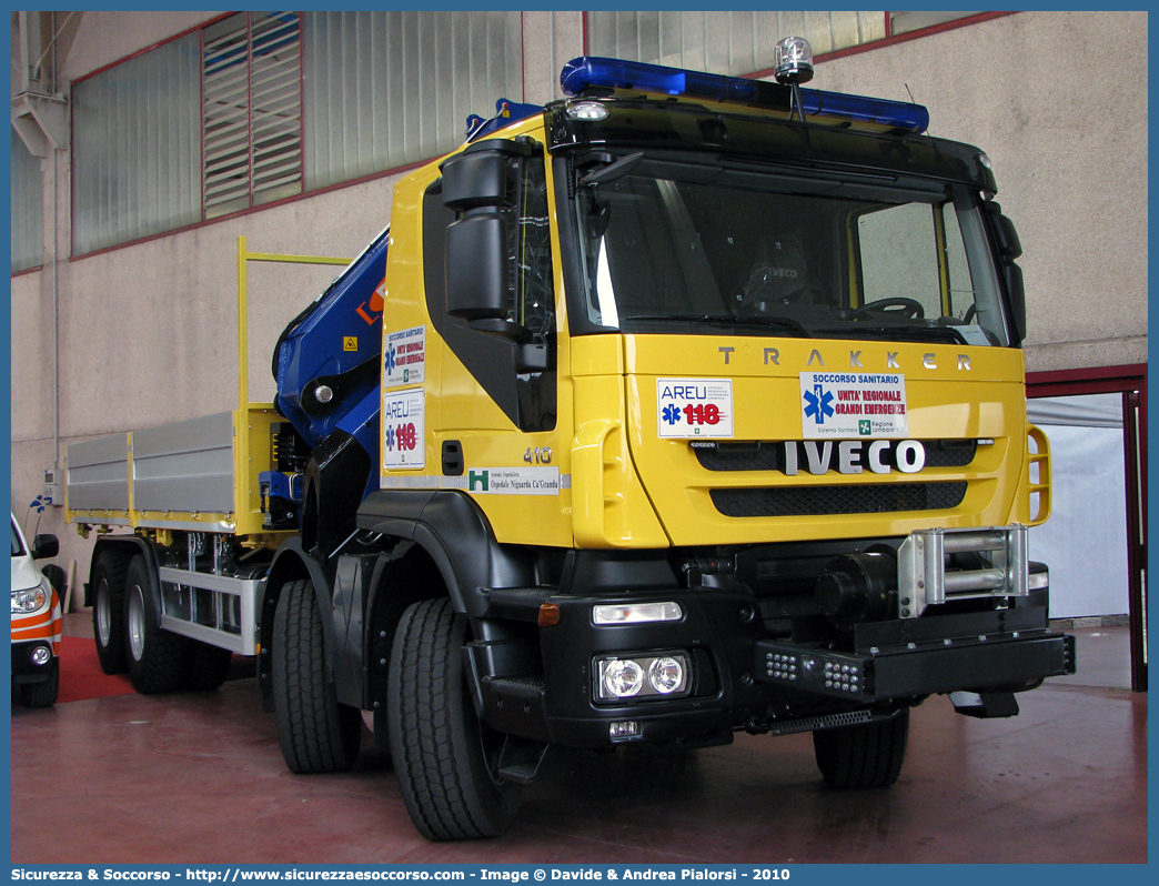 -
118 Milano
Iveco Trakker 410
Parole chiave: 118;AREU;A.R.E.U.;S.S.U.Em.;SSUEm;Lombardia;Milano;Iveco;EuroCargo;USGE;U.S.G.E.;Grandi Emergenze;Maxiemergenza;Maxiemergenze;Maxi Emergenza;Maxi Emergenze