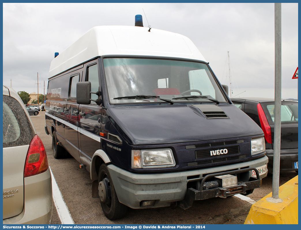 CC BA649
Arma dei Carabinieri
Centro e Nuclei Subacquei
Iveco Daily 49-12 II serie
Parole chiave: CC;BA649;Arma dei Carabinieri;Centro e Nuclei Subacquei;Iveco;Daily;49-12