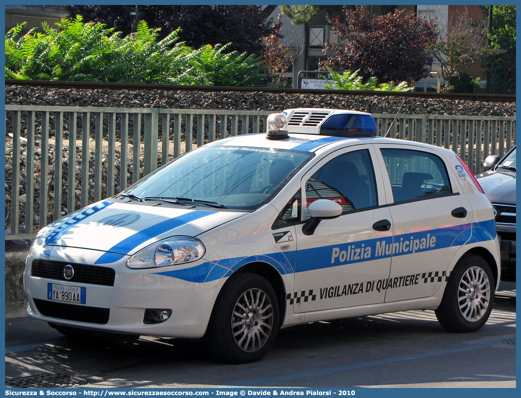 Polizia Locale YA890AA
Polizia Municipale
Comune di Cesena
Fiat Grande Punto
Parole chiave: Polizia;Locale;Municipale;Cesena;Fiat;Grande Punto;YA890AA;YA 890 AA