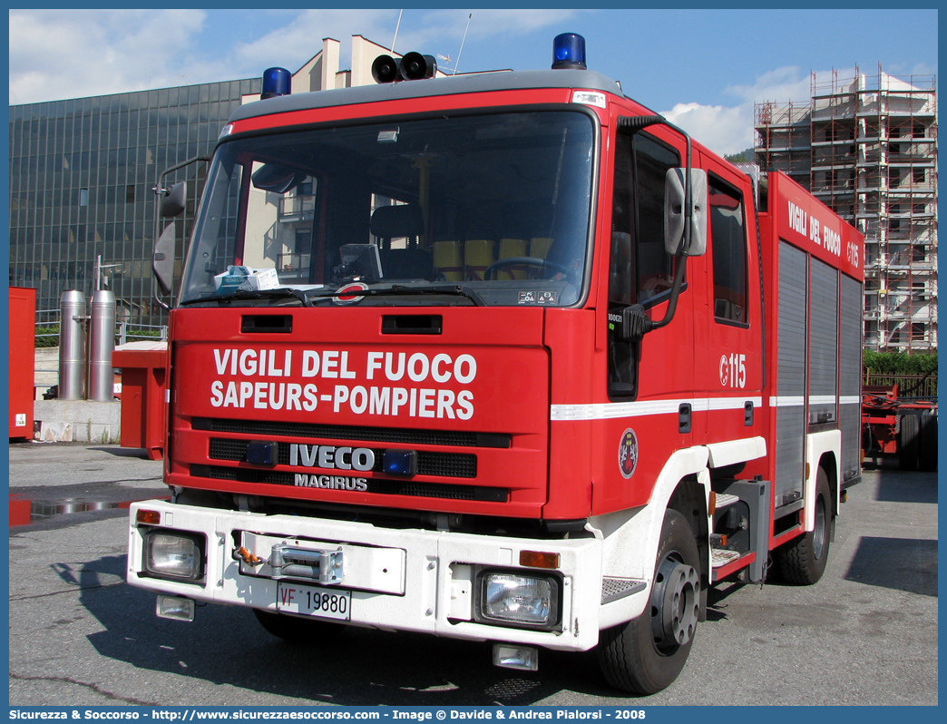 VF 19880
Vigili del Fuoco
Regione Autonoma Valle d'Aosta
Iveco Magirus EuroFire 100E21 I serie
Parole chiave: VF;V.F.;Vigili;Fuoco;Regione;Autonoma;Valle;Aosta;Iveco;Magirus;EuroFire;100E21 I serie;19880