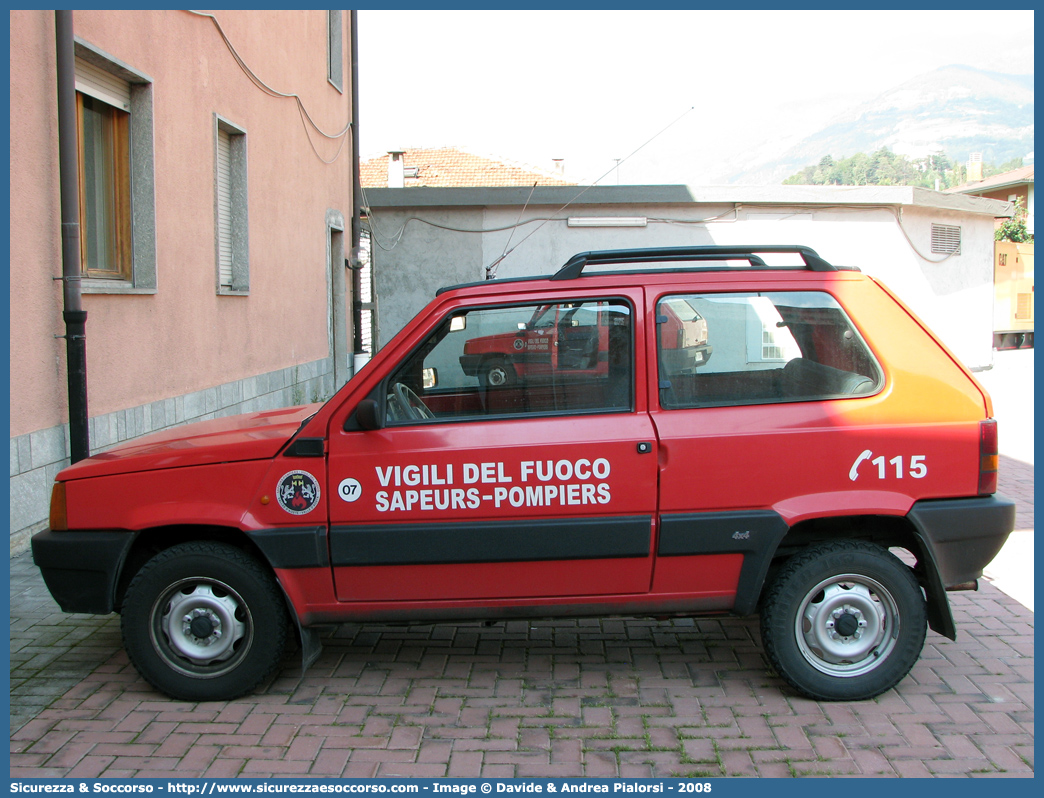 VF 21497
Vigili del Fuoco
Regione Autonoma Valle d'Aosta
Fiat Panda 4x4 II serie
Parole chiave: VF;V.F.;Vigili;Fuoco;Regione;Autonoma;Valle;Aosta;Fiat;Panda;4x4;21497