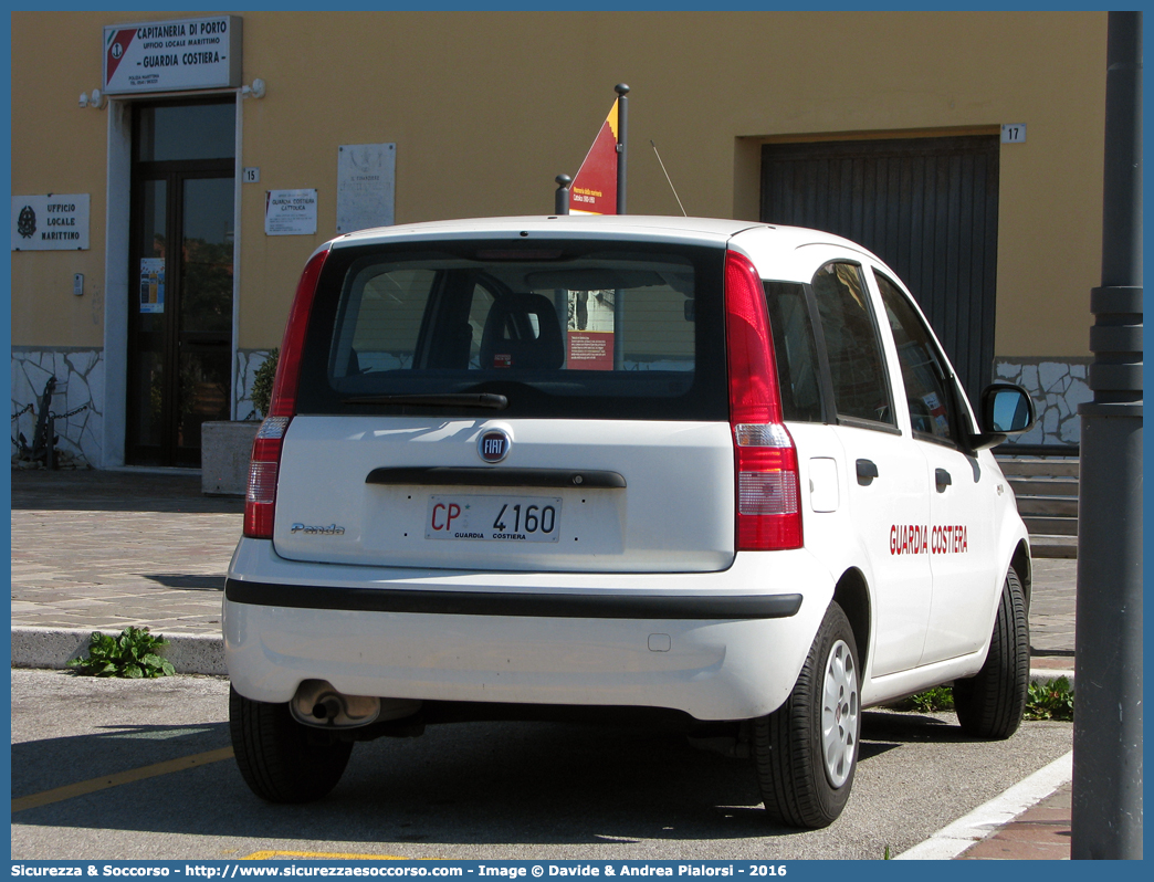 CP 4160
Corpo delle Capitanerie di Porto
Guardia Costiera 
Fiat Nuova Panda I serie restyling
Parole chiave: CP;C.P.;GC;G.C.;Guardia;Costiera;Capitaneria;Capitanerie;di;Porto;Fiat;Nuova;Panda