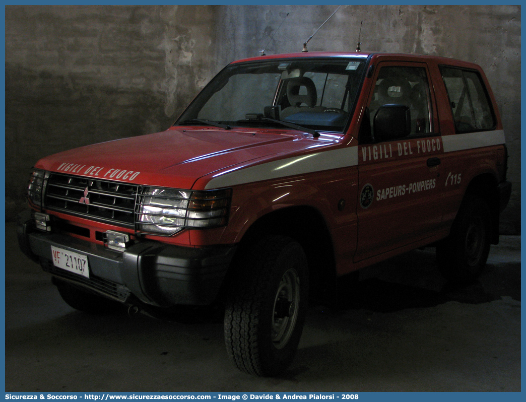 VF 21107
Vigili del Fuoco
Regione Autonoma Valle d'Aosta
Mitsubishi Pajero SWB II serie
Parole chiave: VF;V.F.;Vigili;Fuoco;Regione;Autonoma;Valle;Aosta;Mitsubishi;Pajero;SWB;21107