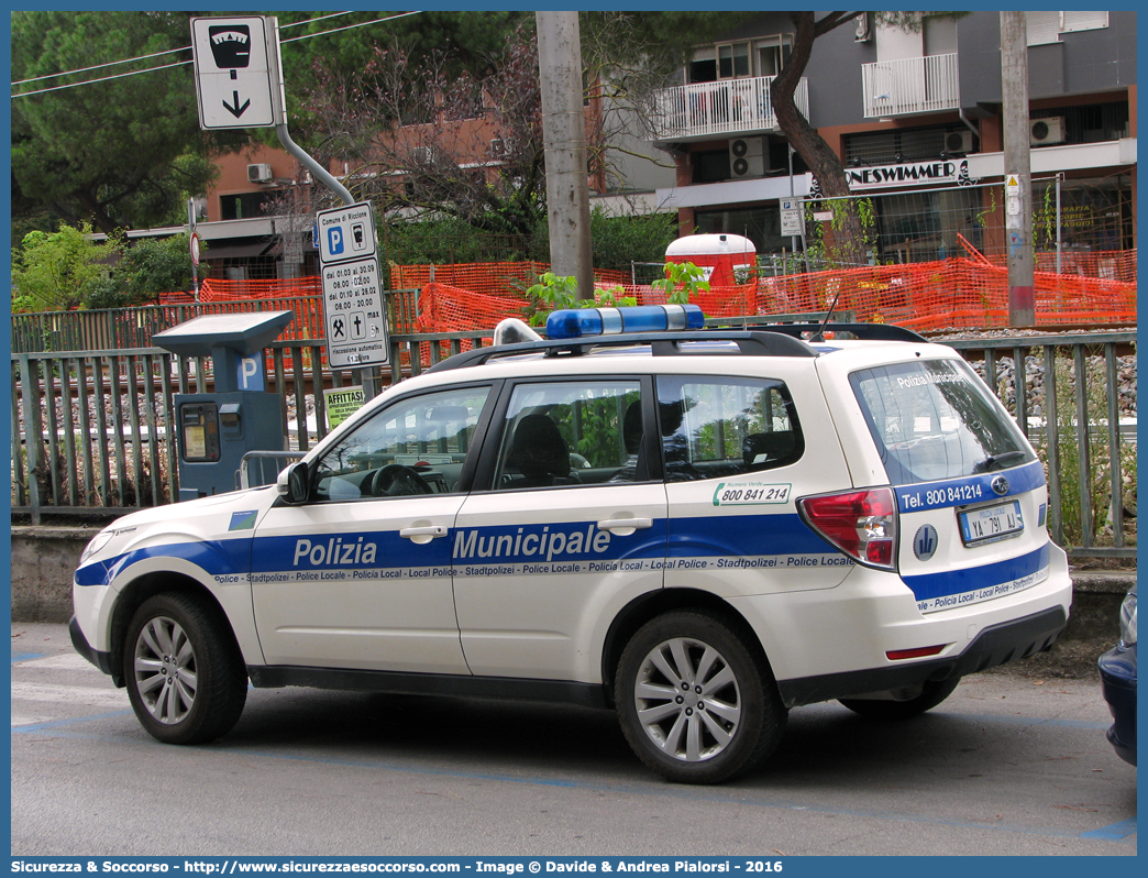 Polizia Locale YA791AJ
Polizia Municipale
Unione Comuni Bassa Reggiana
Subaru Forester V serie
Allestitore Bertazzoni S.r.l.
Parole chiave: Polizia;Locale;Municipale;Bassa Reggiana;Boretto;Brescello;Gualtieri;Guastalla;Luzzara;Novellara;Poviglio;Reggiolo;Subaru;Forester;Bertazzoni;YA791AJ;YA 791 AJ