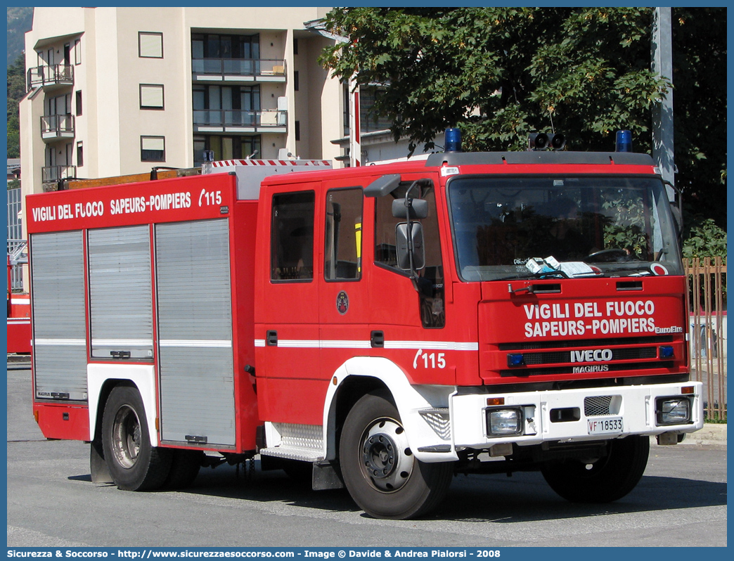 VF 18533
Vigili del Fuoco
Regione Autonoma Valle d'Aosta
Iveco EuroFire 150E27 I serie
Parole chiave: VF;V.F.;Vigili;Fuoco;Regione;Autonoma;Valle;Aosta;Iveco;Magirus;EuroFire;150E27 I serie;18533