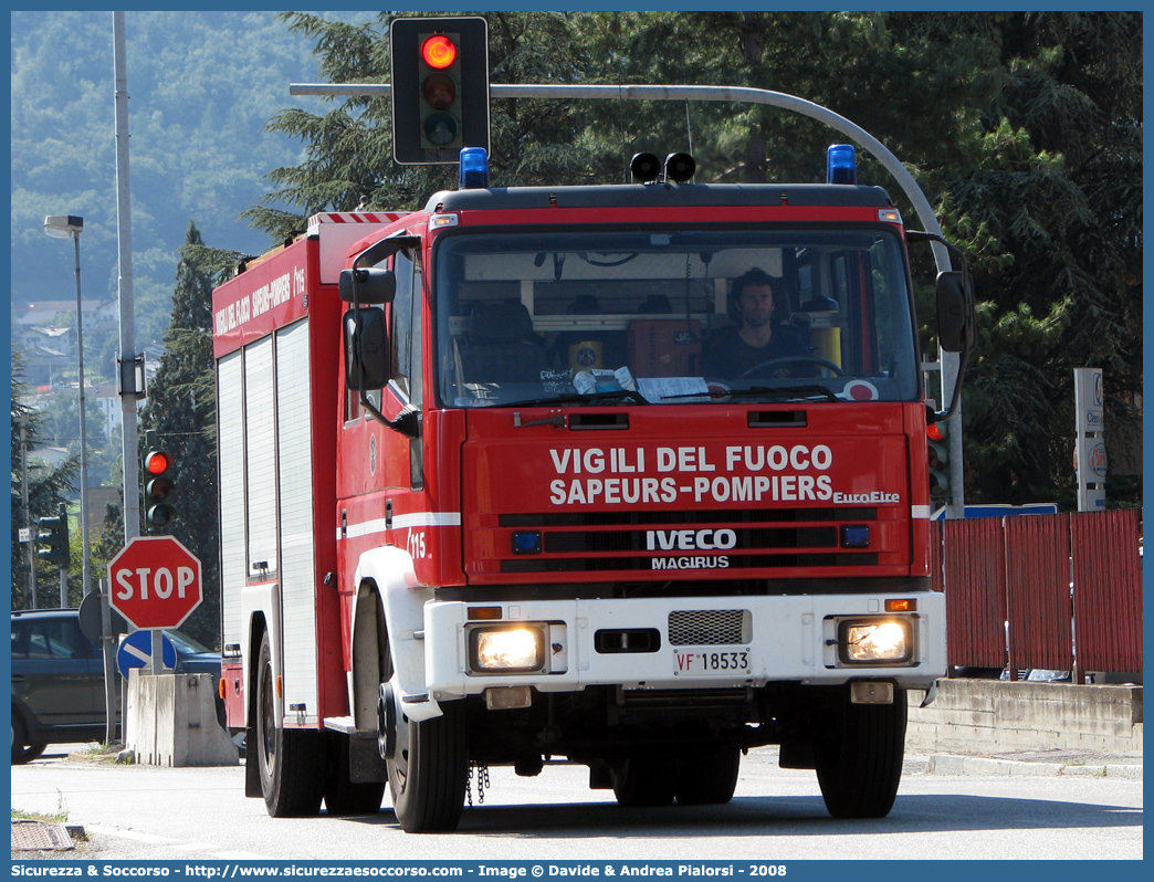 VF 18533
Vigili del Fuoco
Regione Autonoma Valle d'Aosta
Iveco EuroFire 150E27 I serie
Parole chiave: VF;V.F.;Vigili;Fuoco;Regione;Autonoma;Valle;Aosta;Iveco;Magirus;EuroFire;150E27 I serie;18533