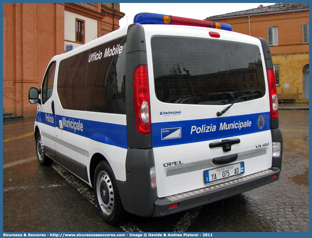 Polizia Locale YA075AD
Polizia Municipale
Comune di Russi
Opel Vivaro I serie
Allestitore Bertazzoni S.r.l.
Parole chiave: Polizia;Locale;Municipale;Russi;Opel;Vivaro;Bertazzoni;YA075AD;YA 075 AD