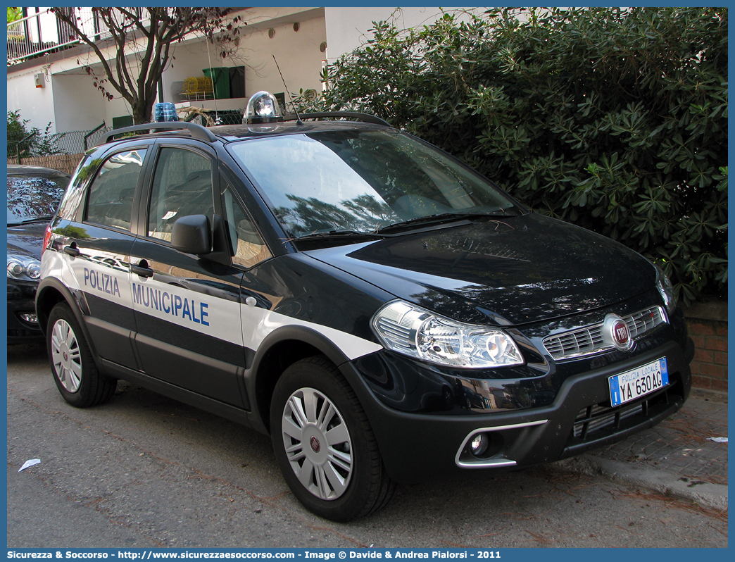 Polizia Locale YA630AG
Polizia Municipale
Comune di Conversano
Fiat Sedici II serie
Parole chiave: Polizia;Locale;Municipale;Conversano;Fiat;Sedici;YA630AG;YA 630 AG