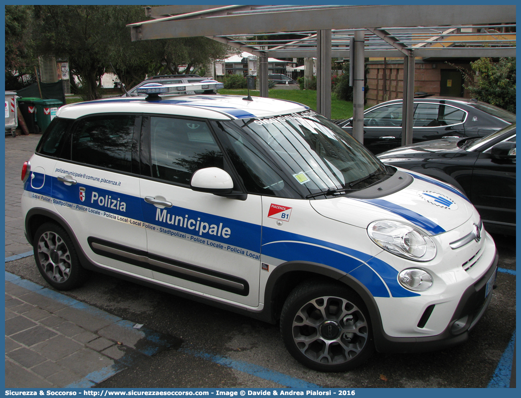 -
Polizia Municipale
Comune di Piacenza
Fiat 500L
Allestitore Elevox S.r.l.
Parole chiave: Polizia;Locale;Municipale;Piacenza;Fiat;500L;Elevox